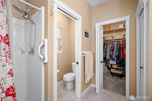 1918 Tundra Loop, Mount Vernon, WA 98273 - full bath with a spacious closet and a shower with curtain