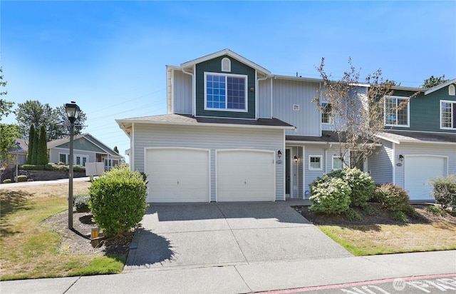 2711 SE 10th St Unit 1099, Renton, WA 98058 - traditional home with a garage and driveway
