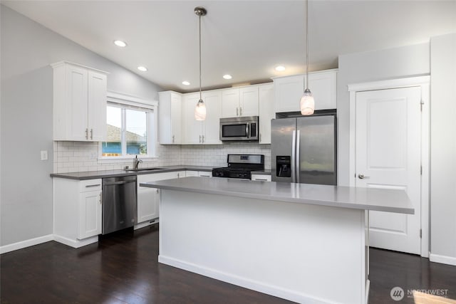 1528 E Camano Dr, Camano Island, WA 98282 - photo 25