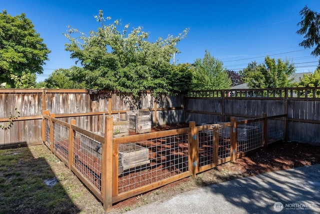 4020 N 34th St, Tacoma, WA 98407 - view of fenced backyard