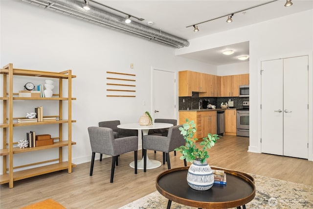 2015 Terry Ave Unit 313, Seattle, WA 98121 - photo 4