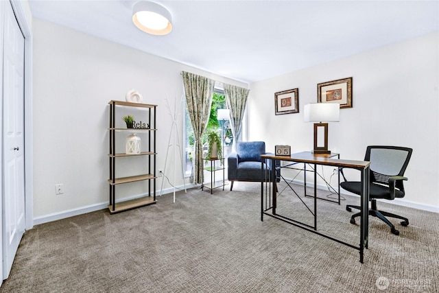 2109 130th Pl SE, Bellevue, WA 98005 - carpeted home office featuring baseboards