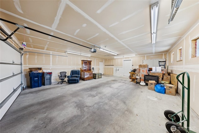 882 Shoshone Dr, La Conner, WA 98257 - garage featuring a garage door opener
