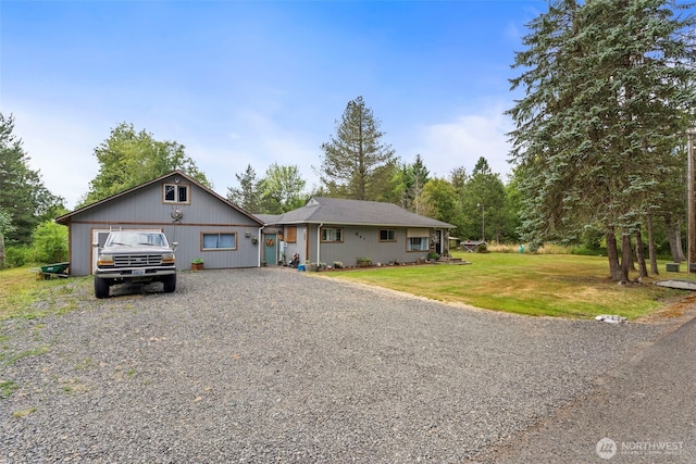 174 Skinner Rd, Chehalis, WA 98532 - view of front of house with gravel driveway and a front yard