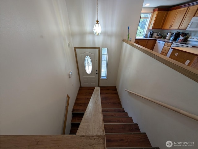 15730 91st Way SE, Yelm, WA 98597 - view of staircase
