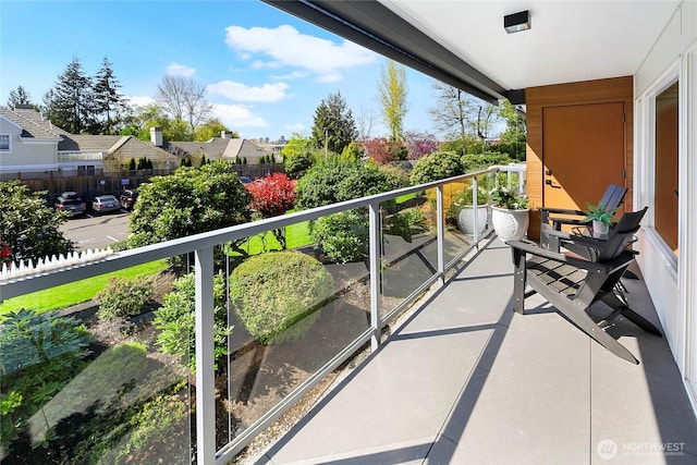 2501 Canterbury Ln E Unit 221, Seattle, WA 98112 - view of balcony