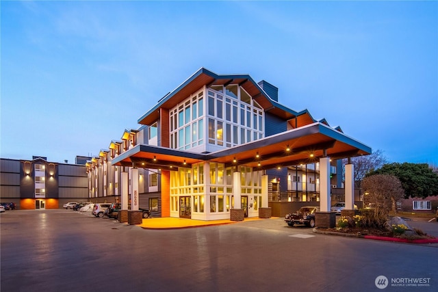 2501 Canterbury Ln E Unit 221, Seattle, WA 98112 - view of property