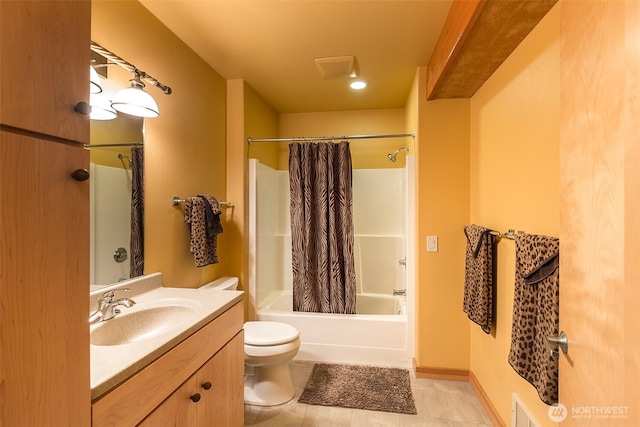 822 E Oak St, Sequim, WA 98382 - full bath featuring vanity, tile patterned flooring, and shower / bath combination with curtain