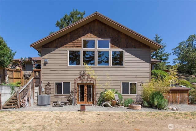 822 E Oak St, Sequim, WA 98382 - back of property with french doors