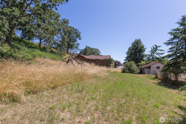 822 E Oak St, Sequim, WA 98382 - view of yard