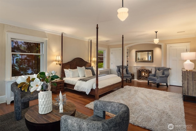 1617 Federal Ave E, Seattle, WA 98102 - bedroom featuring ornamental molding and wood finished floors