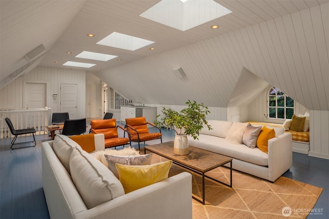 1617 Federal Ave E, Seattle, WA 98102 - community lobby featuring vaulted ceiling