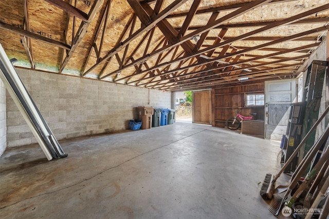 6416 S Huson St, Tacoma, WA 98409 - garage with concrete block wall