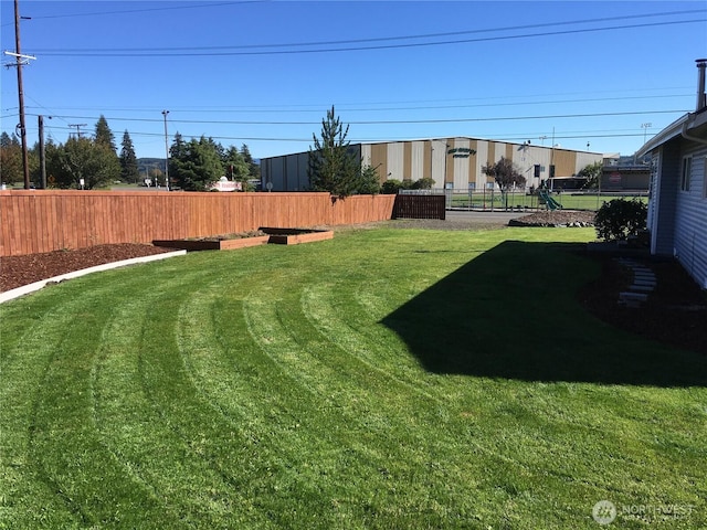 53 E Elma Mccleary Rd, Elma, WA 98514 - view of yard