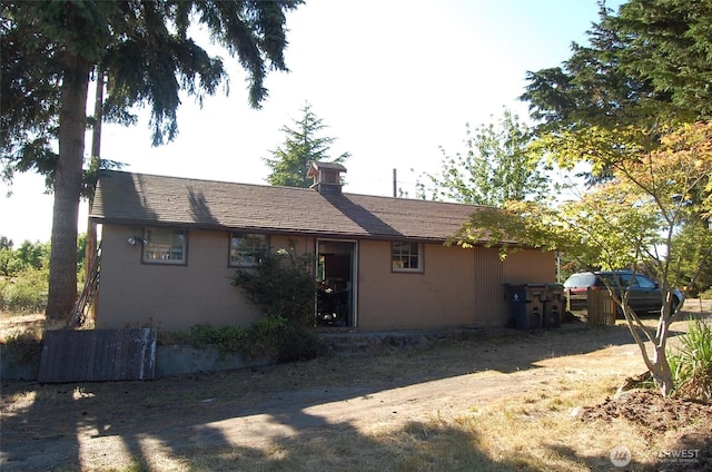3295 Hastings Ave, Port Townsend, WA 98368 - view of front of property featuring a chimney
