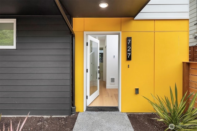 727 18th Ave, Seattle, WA 98122 - property entrance