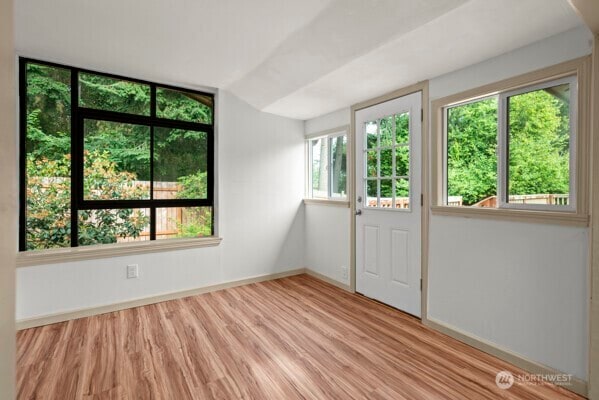 869 SW Fairhaven Dr, Oak Harbor, WA 98277 - photo 22