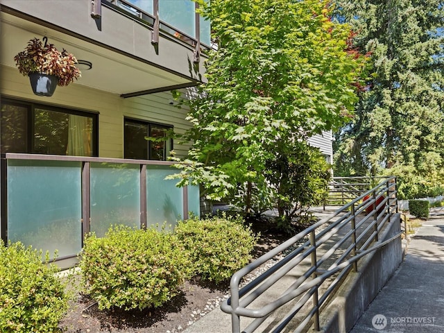 5225 50th Ave NE Unit 103, Seattle, WA 98105 - view of home's exterior