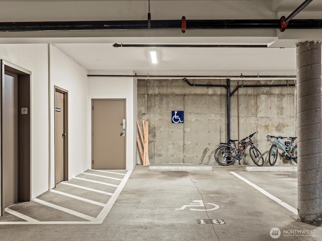 5225 50th Ave NE Unit 103, Seattle, WA 98105 - parking deck with elevator