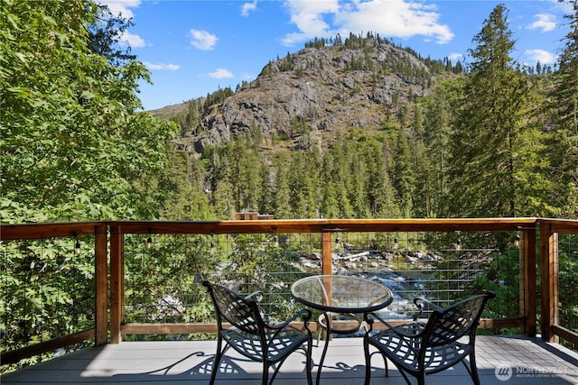7189 Icicle Rd, Leavenworth, WA 98826 - mountain view featuring a forest