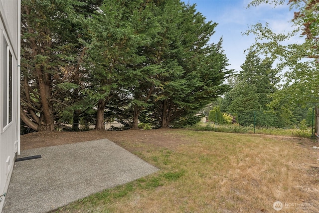 36261 23rd Pl S, Federal Way, WA 98003 - view of green lawn featuring a patio