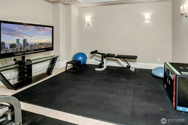 8066 Avalon Pl, Mercer Island, WA 98040 - exercise area featuring baseboards