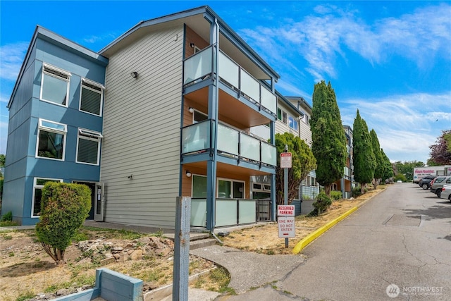 15142 65th Ave S Unit 314, Tukwila, WA 98188 - photo 2