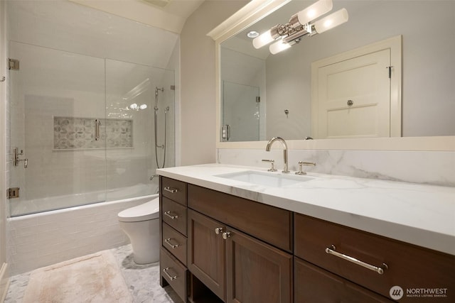 2665 Evergreen Point Rd NE, Medina, WA 98039 - full bath with vanity and tiled shower / bath