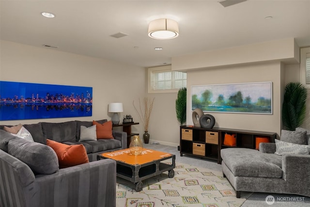 2665 Evergreen Point Rd NE, Medina, WA 98039 - living room with light carpet and recessed lighting