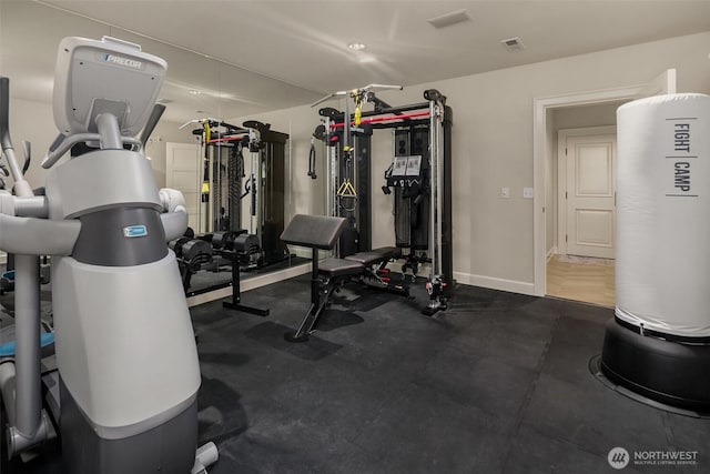 2665 Evergreen Point Rd NE, Medina, WA 98039 - workout area featuring baseboards