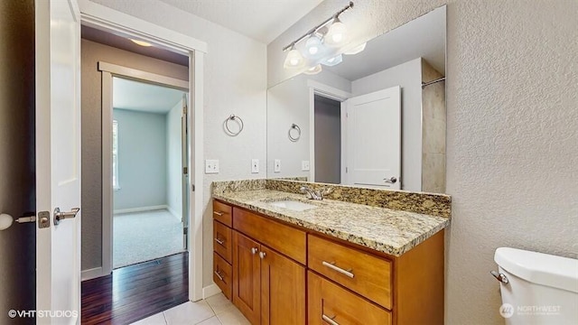33700 33rd Pl SW, Federal Way, WA 98023 - full bath with vanity, wood finished floors, and a textured wall