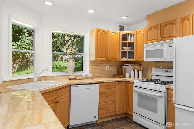 17431 NE 28th St, Redmond, WA 98052 - photo 23