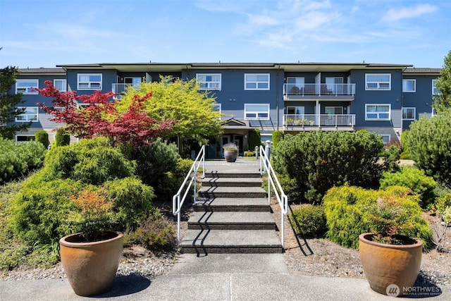 516 Darby Dr Unit 207, Bellingham, WA 98226 - view of property featuring stairs