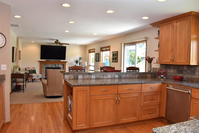 1017 Kelley Ridge Ct, Bellingham, WA 98229 - kitchen featuring dishwasher, open shelves, a ceiling fan, a peninsula, and recessed lighting