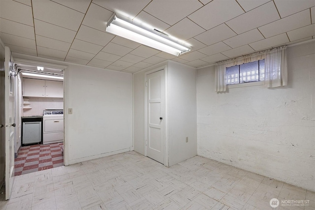 8403 36th Ave SW, Seattle, WA 98126 - basement featuring light flooring