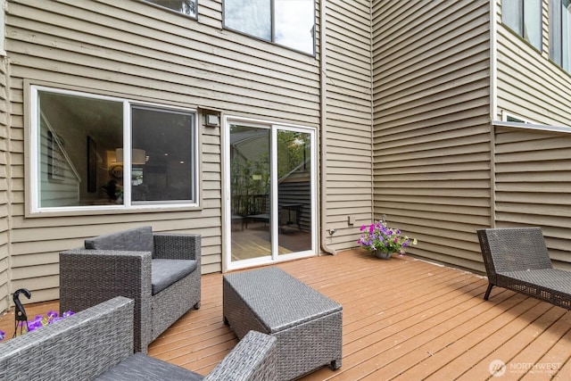 9641 NE 121st Ln, Kirkland, WA 98034 - view of deck