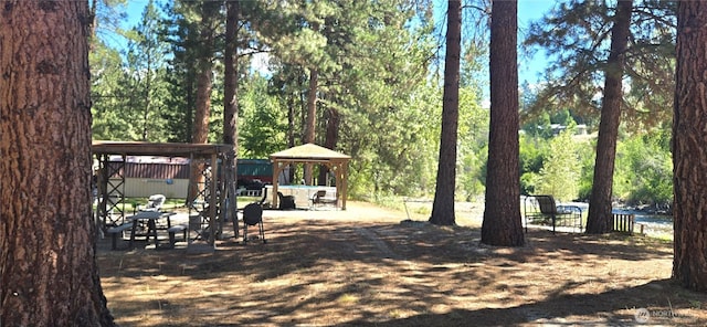 67 Northcott Rd, Winthrop, WA 98862 - surrounding community with a gazebo
