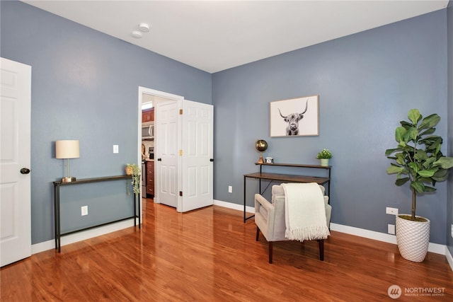2025 Palisade Blvd, Dupont, WA 98327 - sitting room with wood finished floors