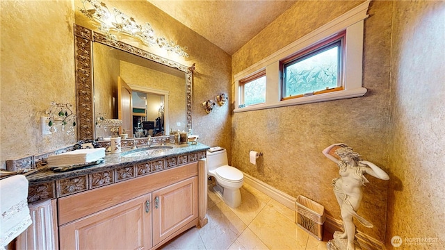 2837 E Lake Sammamish Pkwy NE, Sammamish, WA 98074 - bathroom with toilet and double vanity
