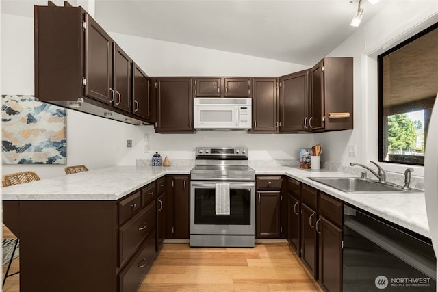 13605 NE 8th St Unit 303, Bellevue, WA 98005 - photo 8