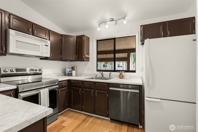 13605 NE 8th St Unit 303, Bellevue, WA 98005 - photo 9