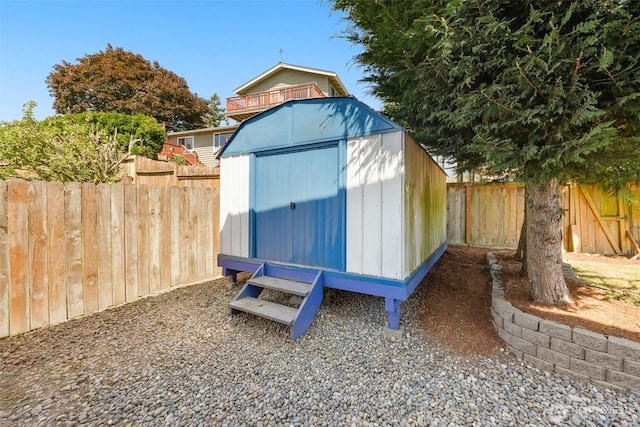 8833 47th Pl W, Mukilteo, WA 98275 - view of shed featuring a fenced backyard