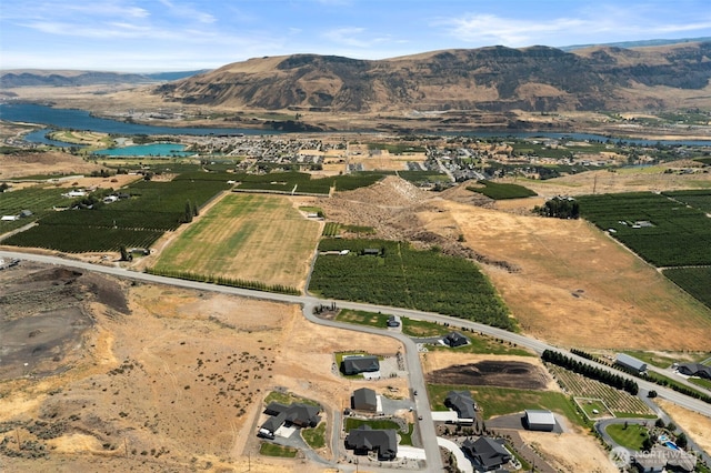 451S Partridge Ln, East Wenatchee, WA 98802 - aerial view of property's location featuring rural landscape, a water and mountain view, and extensive farmland