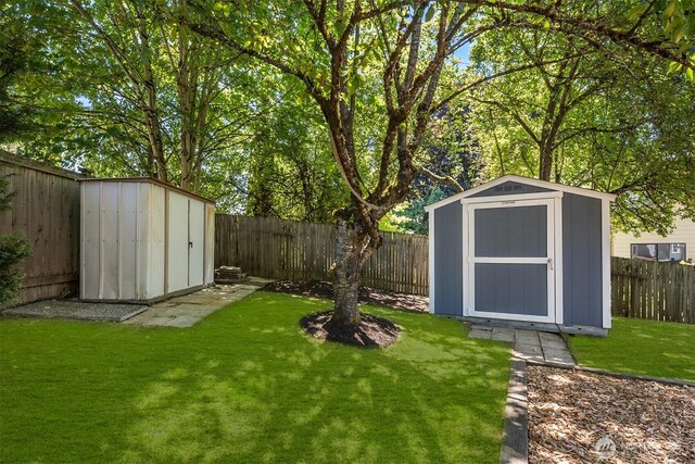 8826 NE 152nd St, Kenmore, WA 98028 - photo 34