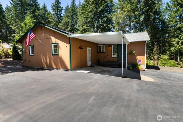 81 E Dunoon Pl, Shelton, WA 98584 - view of front of house with an attached carport and driveway