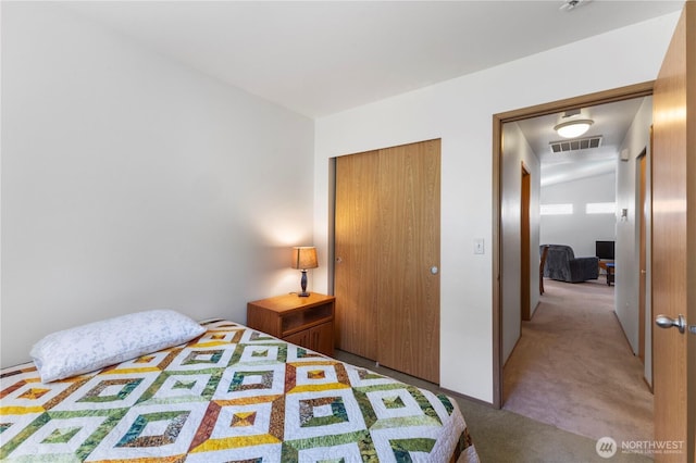 81 E Dunoon Pl, Shelton, WA 98584 - bedroom featuring light carpet
