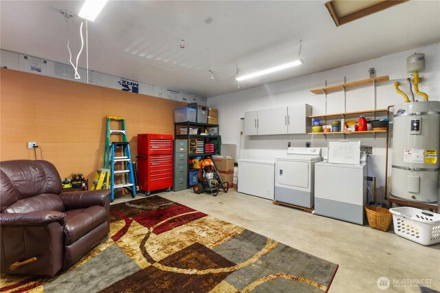 81 E Dunoon Pl, Shelton, WA 98584 - garage featuring independent washer and dryer and strapped water heater