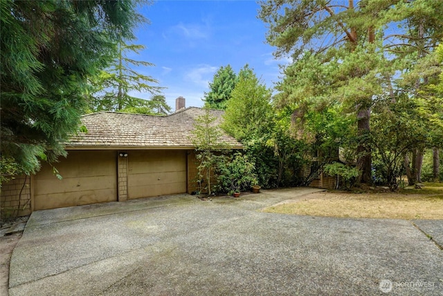 2305 88th St NE, Clyde Hill, WA 98004 - view of garage