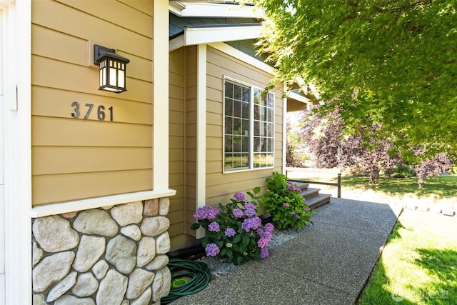 3761 Hannah Ct, Bellingham, WA 98226 - view of exterior entry with stone siding