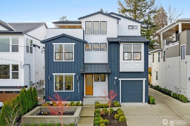 6915 55th Ave S Unit A, Seattle, WA 98118 - photo 1